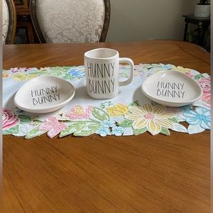 RAE DUNN ARTISAN COLLECTION MAGENTA. HUNNY BUNNY MUG & 2 PIECE PLATES SET. NWOT
